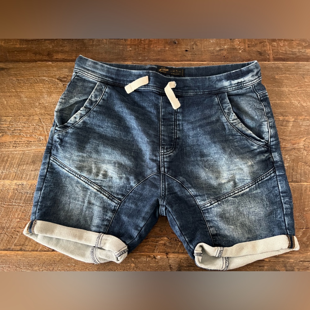 Stylish Blue Denim Shorts with Drawstring
